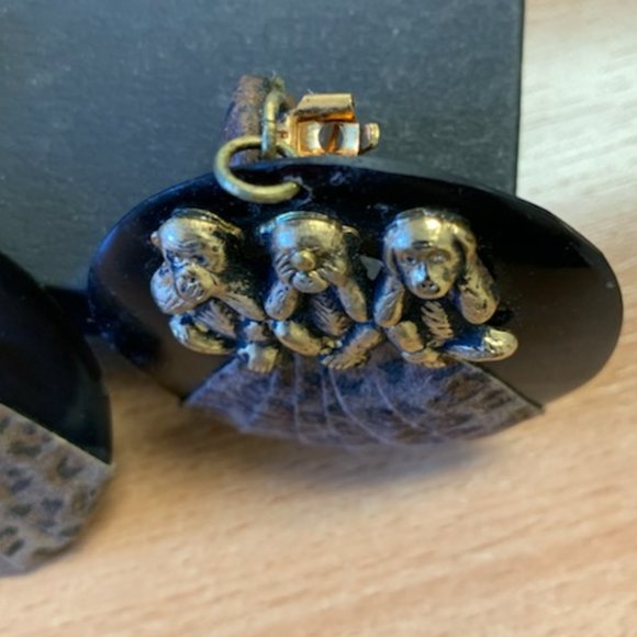 Speak no evil, see no evil , hear no evil fun earrings - Picture 6 of 7